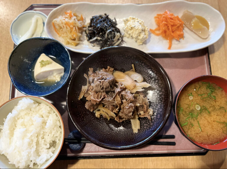 京都岡崎のおばんざいランチ「卯sagiの一歩」 | グッチジャパンの京都最新グルメ
